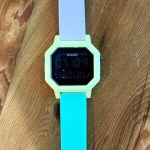 Nixon Siren Watch